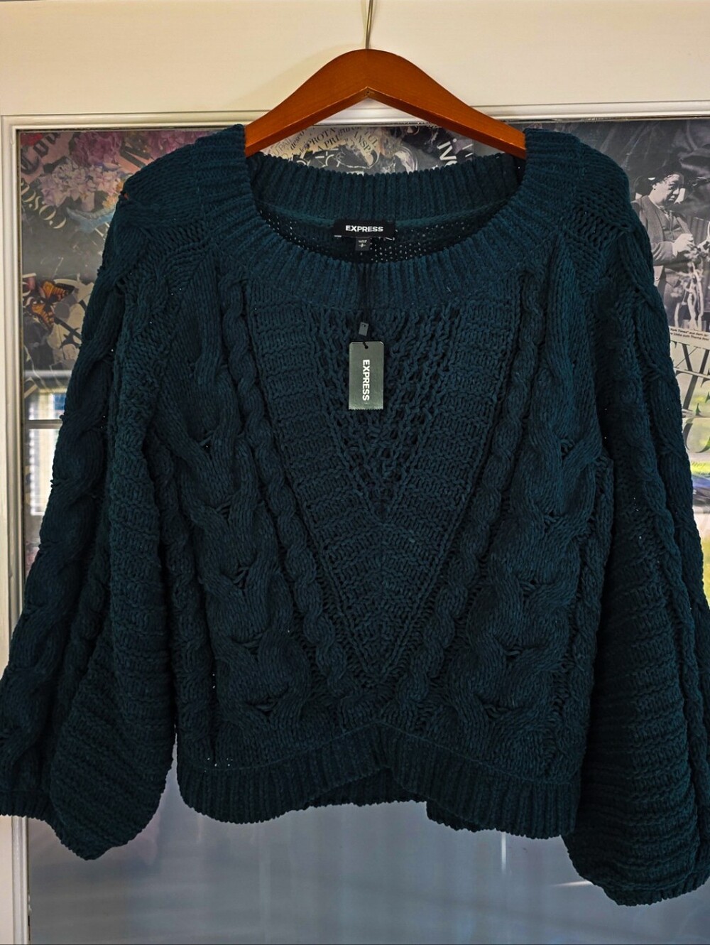 Express Cozy Cable-Knit Deep Emerald Green Sweater